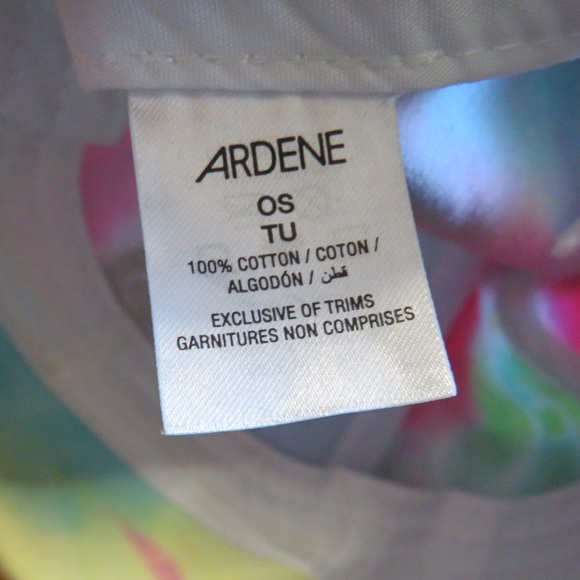 Ardene “S” ball cap tie dye - Picture 3 of 3